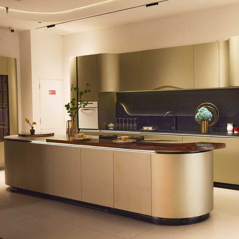 What Should You Know Before Buying Custom Kitchen Cabinets With Rounded Island Design