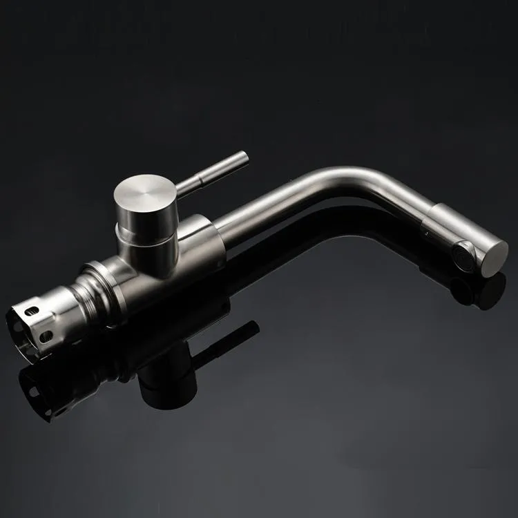 China Manufacturer Classic Home and Hotel Wash Basin Faucet (BM066)