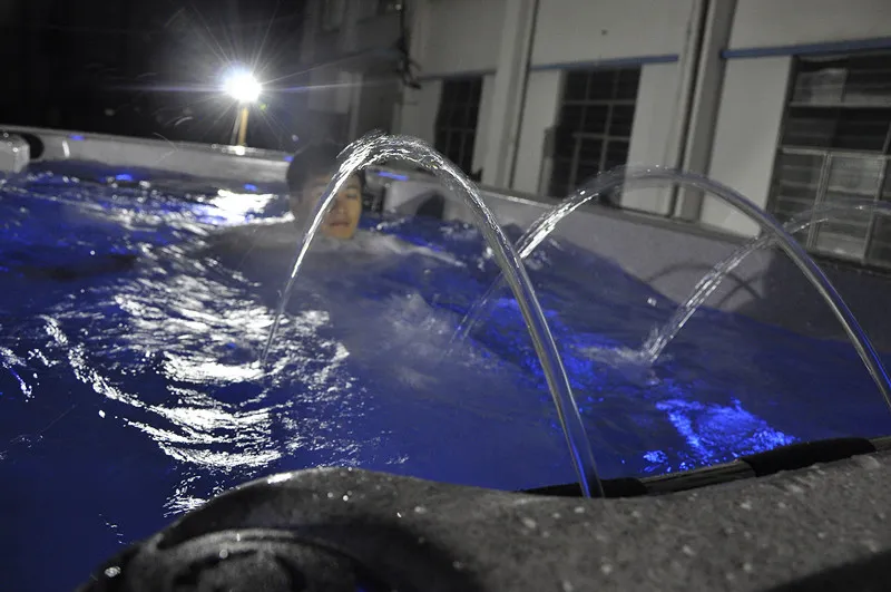 Kgt USA Acrylic SPA Outdoor Swim Whirlpool Jcs-Ss3