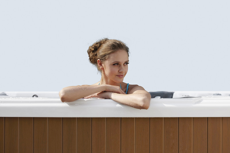 Outdoor Garden 2 Person Free Standing Jetted Massage Bathtub Hot Tub