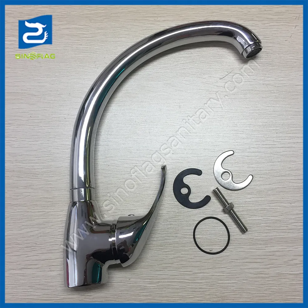 Popular Ce Brass Mixer Sanitary Water Tap Kitchen Sink Hot & Cold Faucet