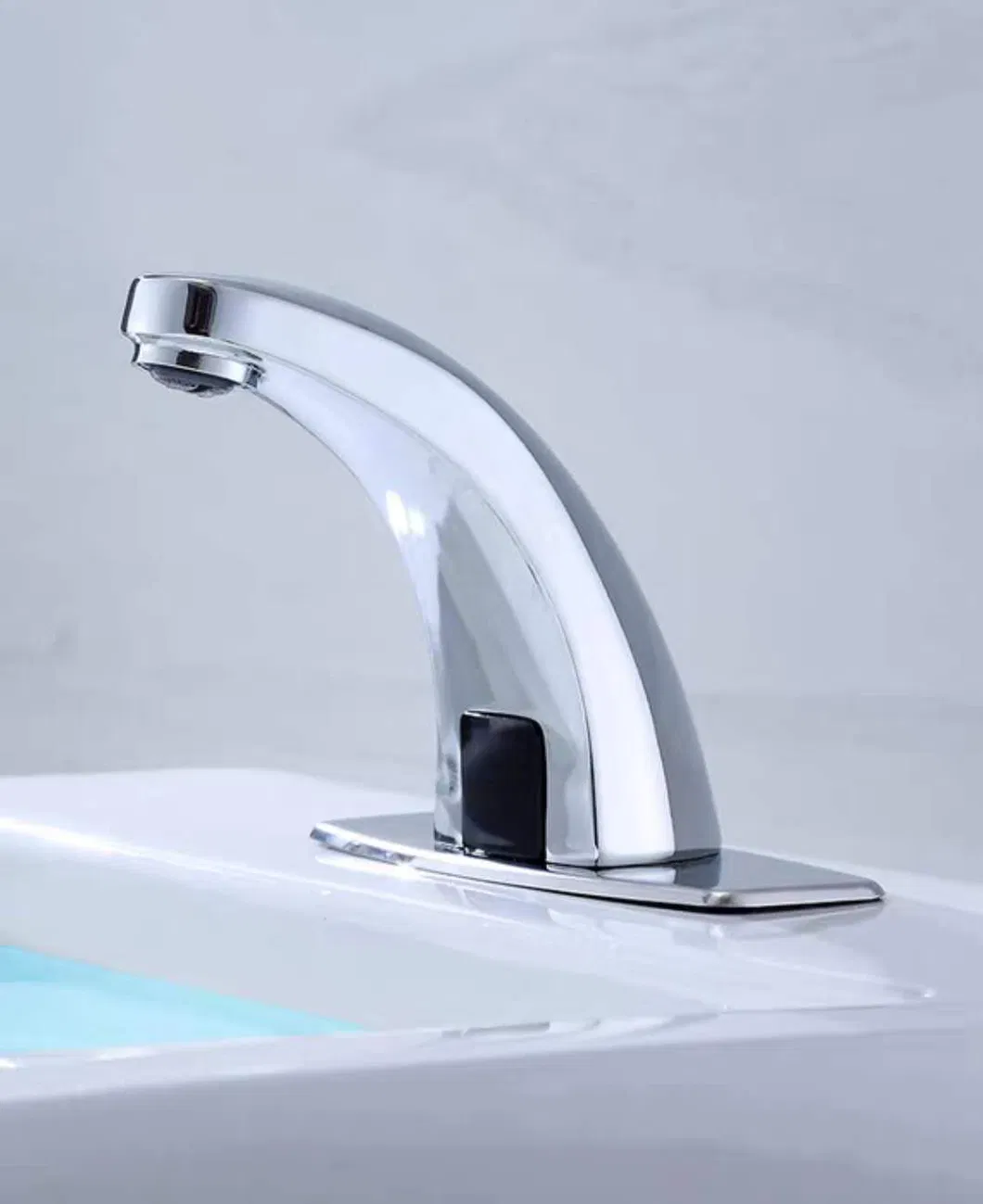 Sairi Simple Design Automatic Touchless Basin  Sensor Faucet 
