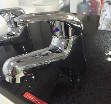 Sanitary Ware Watermark Chrome Brass Single Lever Basin Tap (HD6041)