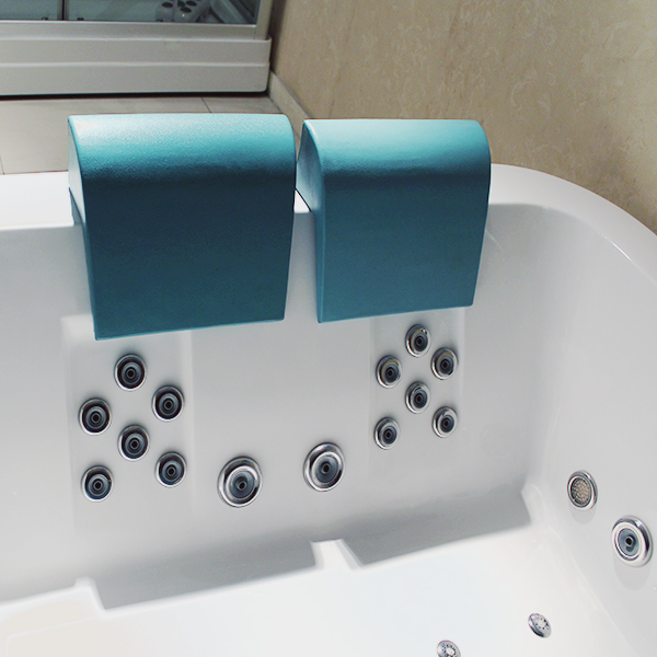 Woma Big Size Jacuzzi Bathtub for 3 Persons with Ce Approval ( Q363 )